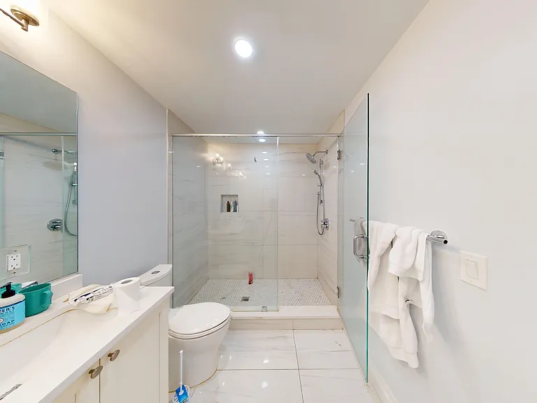 14 Mount Hood Rd #2 — Photo 13