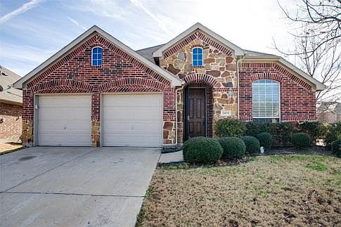 1st image of 2452 Deerwood Dr
