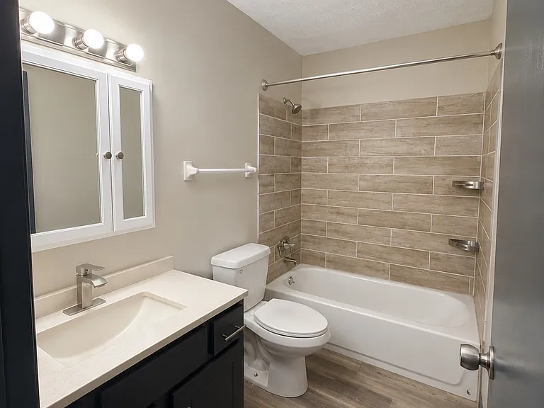 1450 Minstrel Dr #C — Photo 3