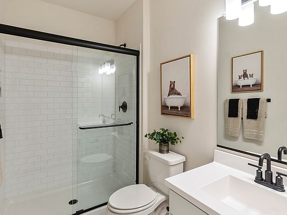 Primary bath with large shower