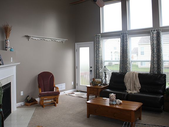 3rd image of 1378 Park Meadow Dr