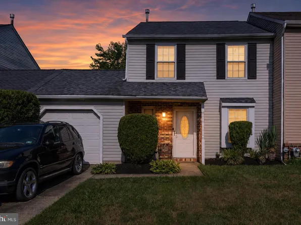 13 Hopewell Ln, Sicklerville, NJ 08081