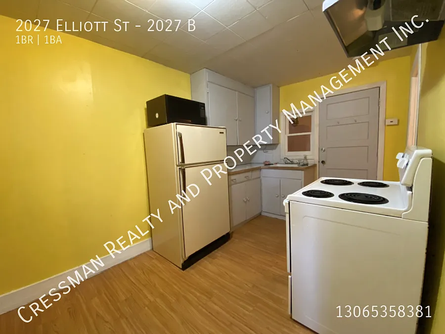 1+ Bedroom Basement Suite In Broders Annex. Utilities Included! — Photo 3