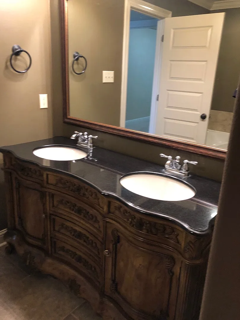 Large Luxury Gated Community In Dutchtown/Prairieville 3 Bedrooms Near New Hospital — Photo 4