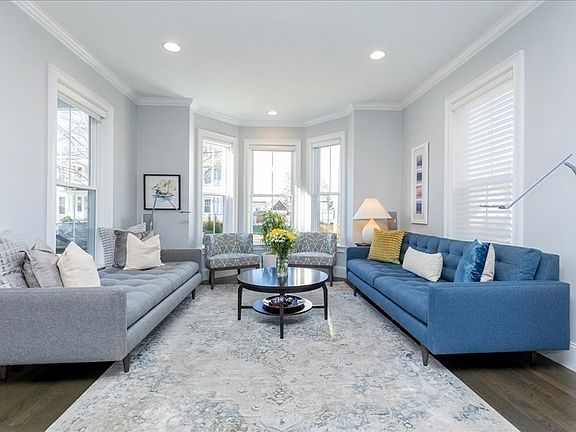 4th image of 54 Brackenbury St