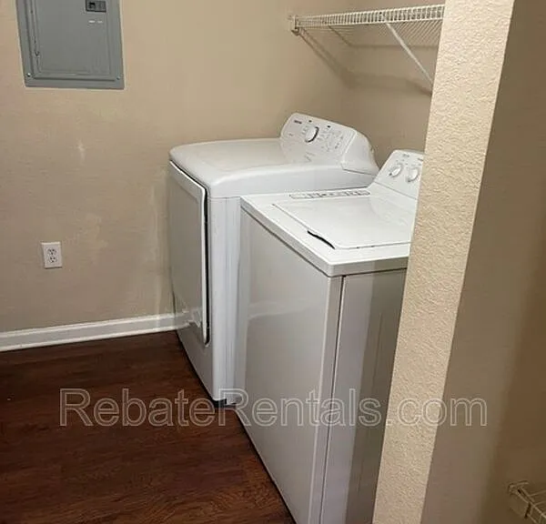 10075 Gate Pkwy N #1505 — Photo 13