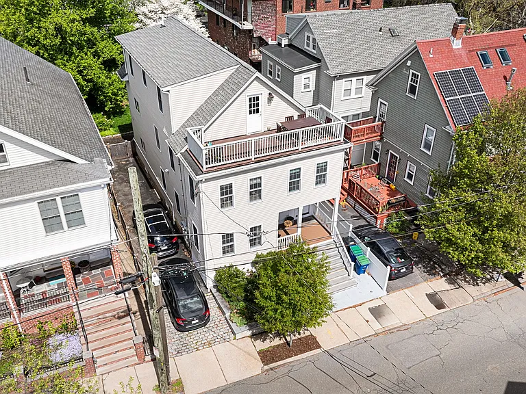 38 Fenwick St #38 — Photo 16