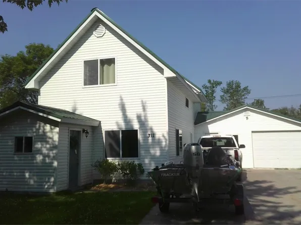 311 3rd Ave SE, Baudette, MN 56623