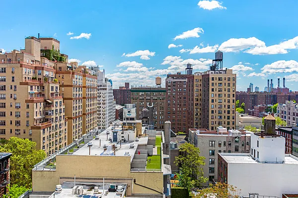 Sold by Compass | media 2