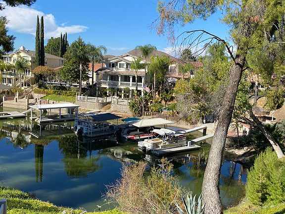 4th image of 24311 Canyon Lake Dr N APT 23