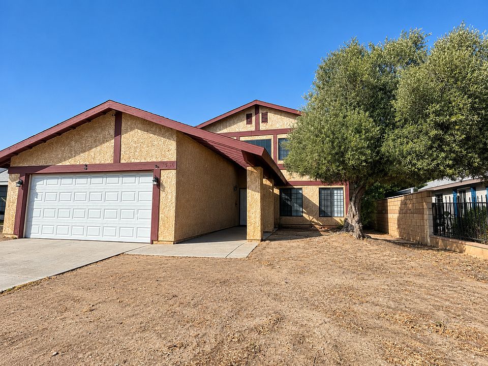 1st image of 2553 Emerald Ln