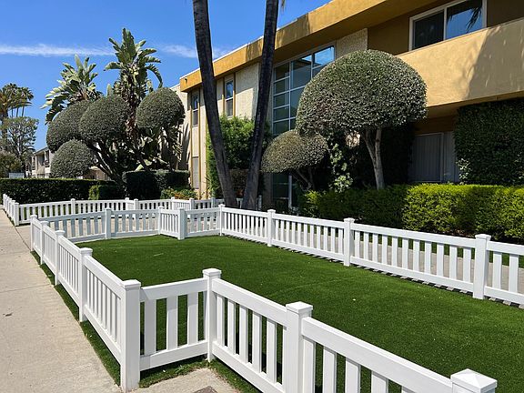 2nd image of 5430 Corteen Pl #25