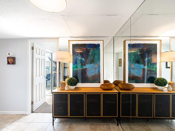5th image of 3233 NE 32nd Avenue #902