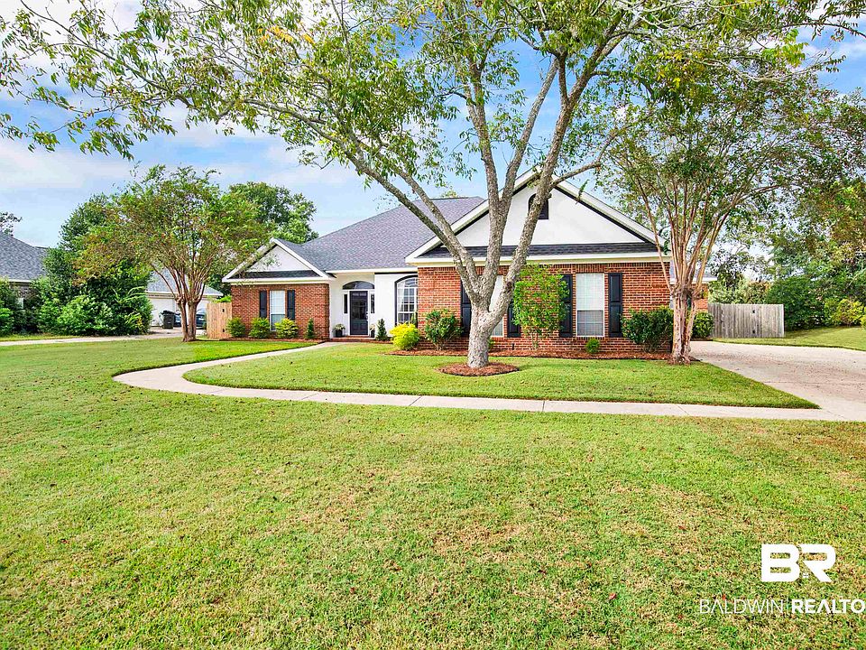1st image of 10585 Bridges Dr N