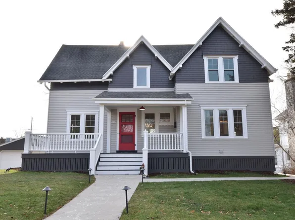 8007 Warren AVENUE, Wauwatosa, WI 53213