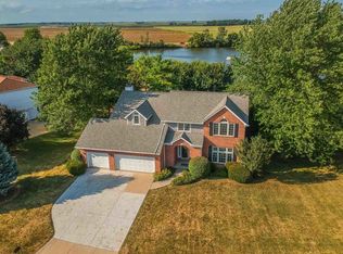 808 Ironwood Cc Dr, Normal, IL 61761