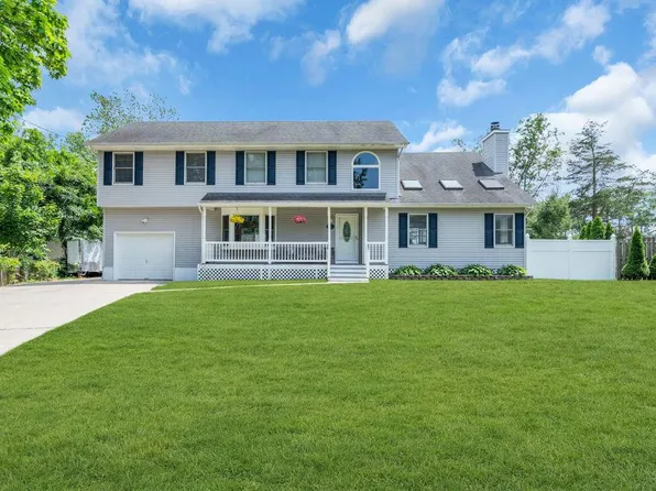 7 Musket Pl, Toms River, NJ 08753