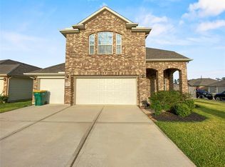 6406 Hunters Creek Ln, Baytown, TX 77521