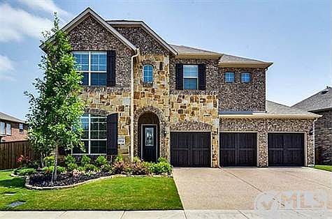 2nd image of 2524 Dover Dr