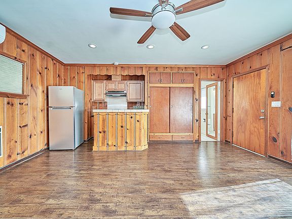 4th image of 941 Milmada Dr