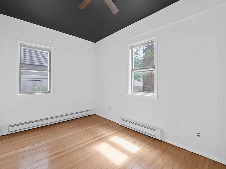 342 Bramhall Ave #1 — Photo 10