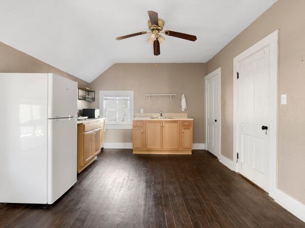 fort-wayne-indiana-73187529 picture