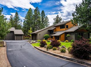 60450 Sunset View Dr, Bend, OR 97702