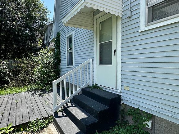 2nd image of 523 Nicholas St