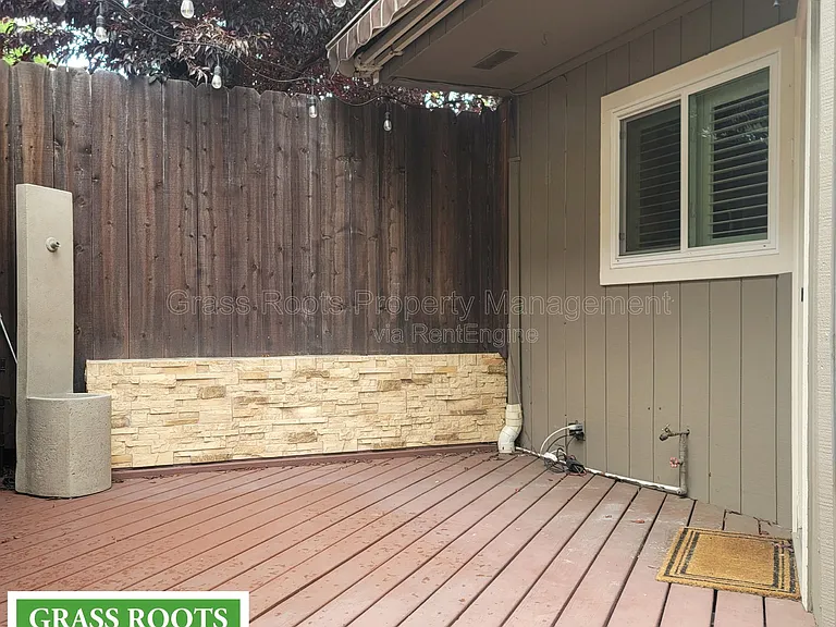 239 Mill St #14-1 — Photo 9
