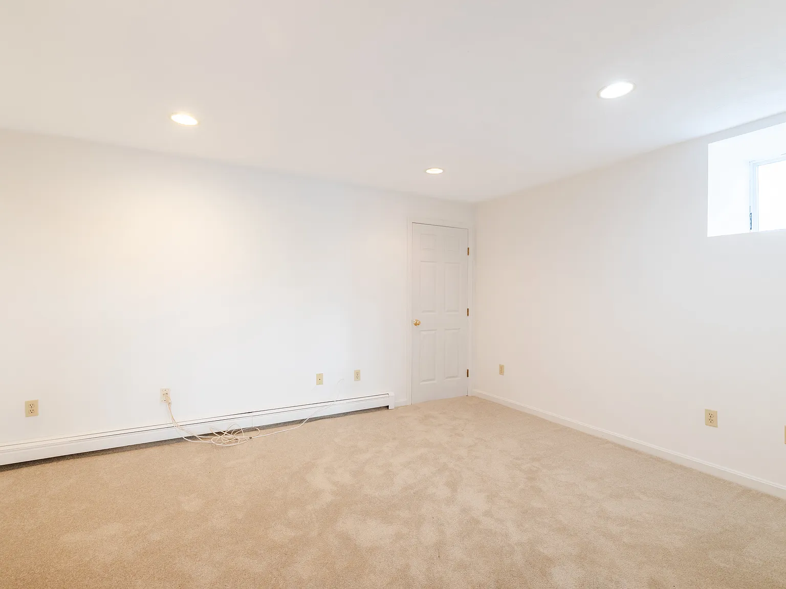 2 bed, 1100 sqft, $2,995 — Photo 4