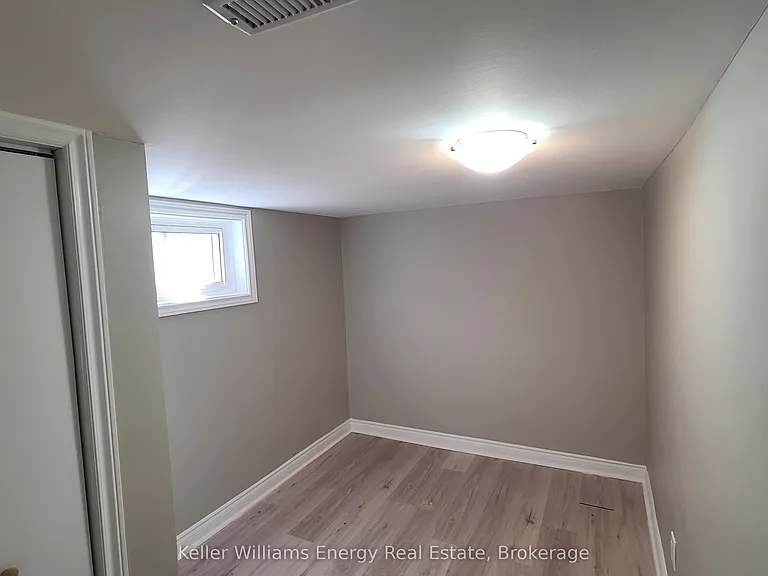 201 Celina St #BASEMENT — Photo 14