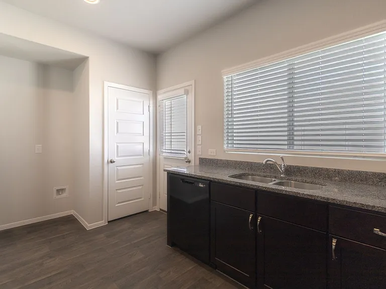 234 Heritage Mill Trl — Photo 7