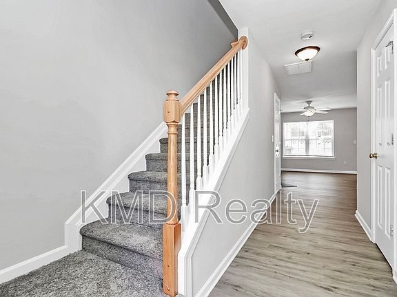 5th image of 11164 Saintsbury Pl