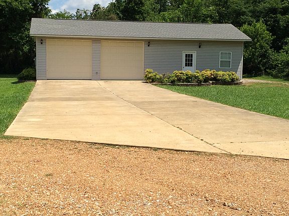 3rd image of 375 Mount Zion Ln
