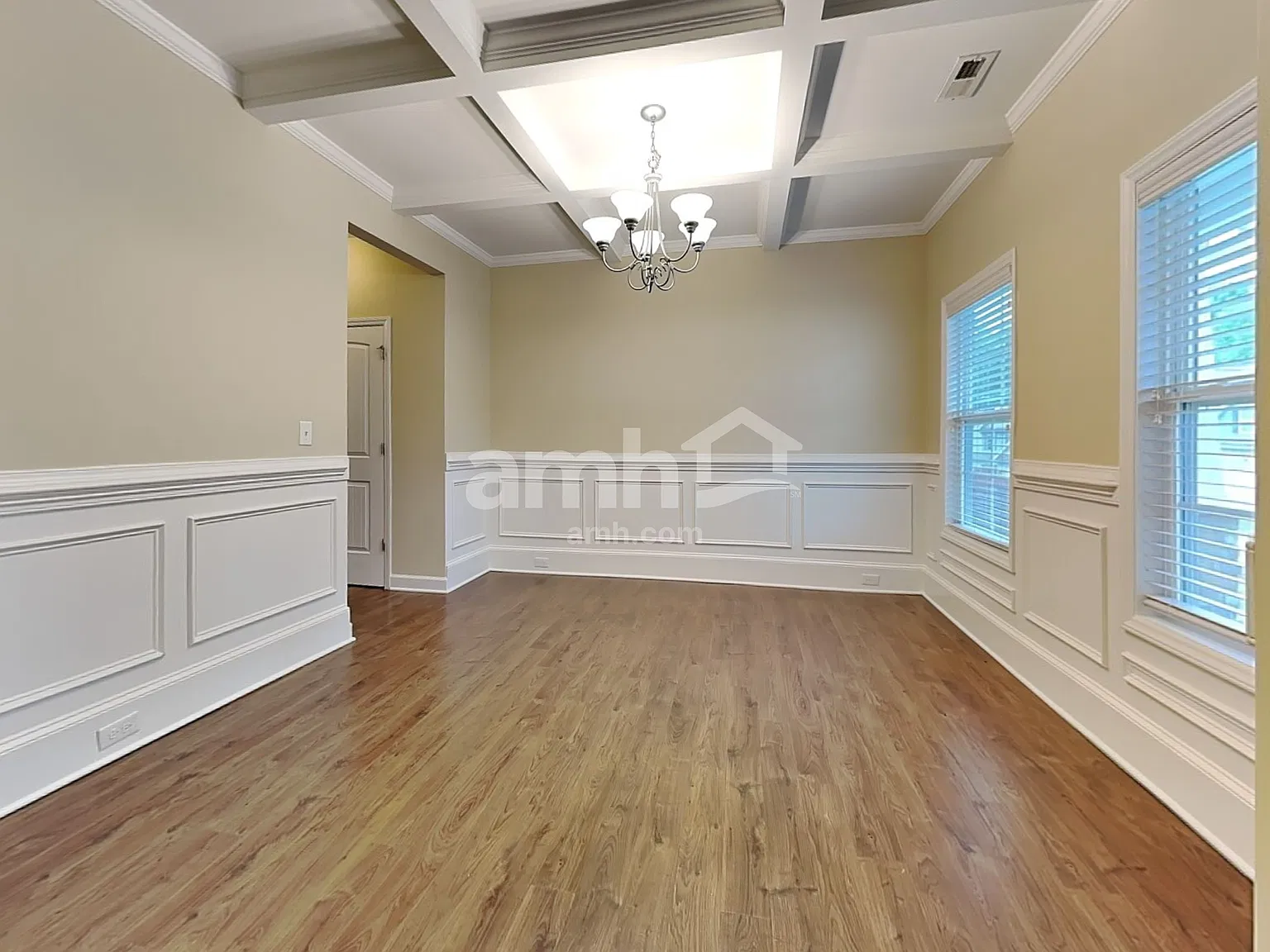 3 bed, 2.5 bath, 1997 sqft, $2,190 — Photo 4