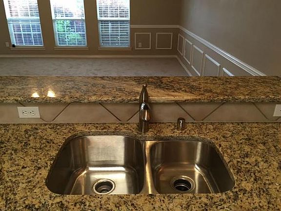 4th image of 3625 Vista Verde Trl