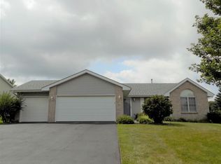 6063 Nimtz Ct, Loves Park, IL 61111