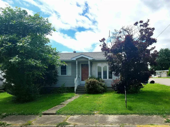 519 Meredith St, Washington, IN 47501