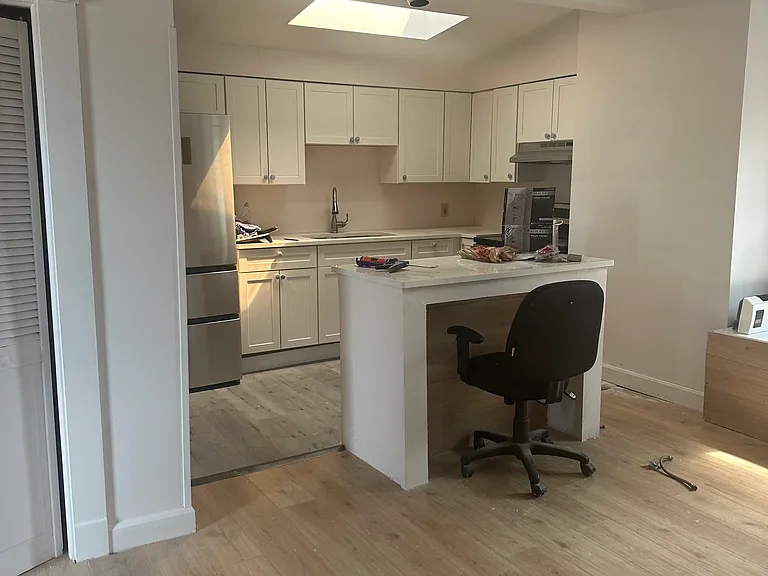 1318 Chapel St #3 — Photo 5