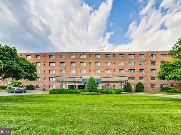 3515 Washington Blvd APT 301, Arlington, VA 22201