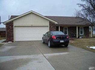 122 Evergreen Ln, Decatur, IN 46733