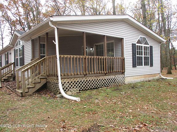 4th image of 131 Martindale Ct