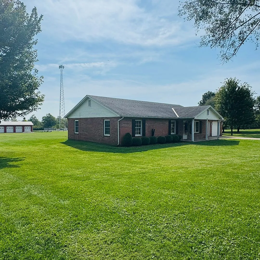 3856 Kehr Rd. — Photo 2