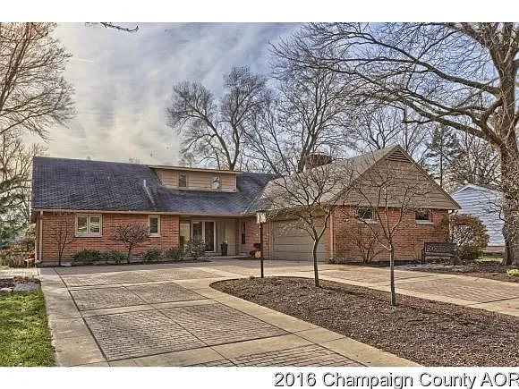 801 Hamilton Dr photo 1
