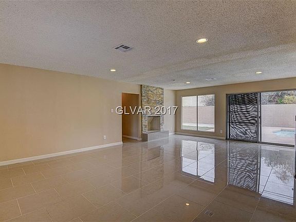 2nd image of 3398 El Camino Real