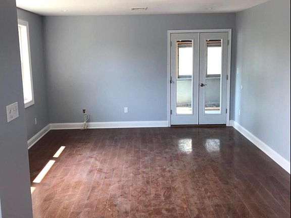 3rd image of 1540 Macdonough Pl