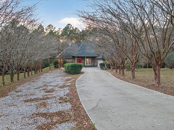 4th image of 34 China Berry Cir