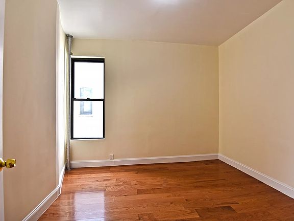 5th image of 640 W 139th St APT 66