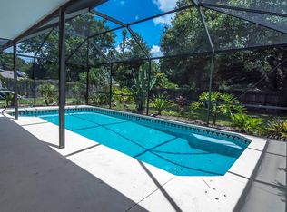 1810 49th Avenue Dr E, Bradenton, FL 34203