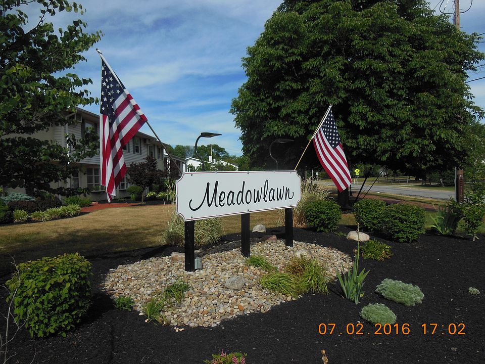1st image of 3 Meadowlawn Dr Unit 19